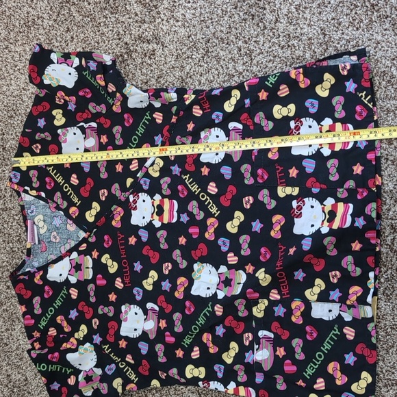 Hello Kitty Scrub Top Size medium - Picture 7 of 10